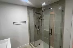 10101 Costa Del Sol Blvd, Doral, FL 33178 - Photo 12