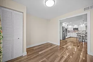 911 Ocean Dr, Juno Beach, FL 33408 - Photo 32