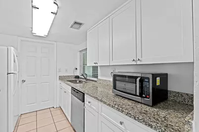 4470 NW 109th Terrace, Coral Springs, FL 33065 - Photo 12