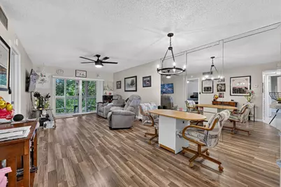 8400 Lagos De Campo Boulevard #303, Tamarac, FL 33321 - Photo 6