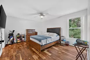 8400 Lagos De Campo Blvd, Tamarac, FL 33321 - Photo 12