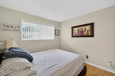 8400 Lagos De Campo Boulevard #303, Tamarac, FL 33321 - Photo 6