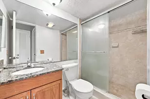 1040 SE 4th Ave, Deerfield Beach, FL 33441 - Photo 14