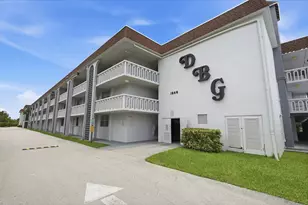 1040 SE 4th Ave, Deerfield Beach, FL 33441 - Photo 1