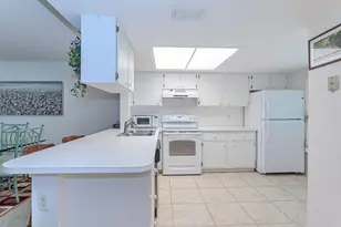 2007 Palm Beach Trace Dr, Royal Palm Beach, FL 33411 - Photo 8