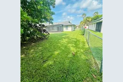 251 Las Palmas Street, Royal Palm Beach, FL 33411 - Photo 30