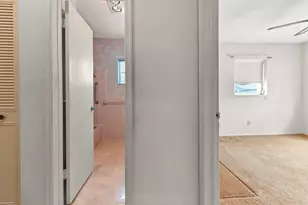 6805 NW 75th Ct, Tamarac, FL 33321 - Photo 18