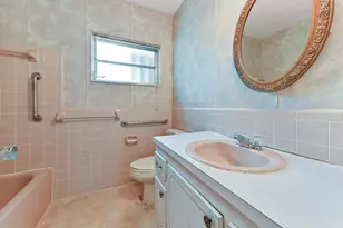 6805 NW 75th Ct, Tamarac, FL 33321 - Photo 14