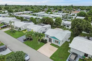 6805 NW 75th Ct, Tamarac, FL 33321 - Photo 2
