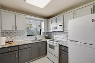 4640 Lucerne Lakes Blvd W, Lake Worth, FL 33467 - Photo 4