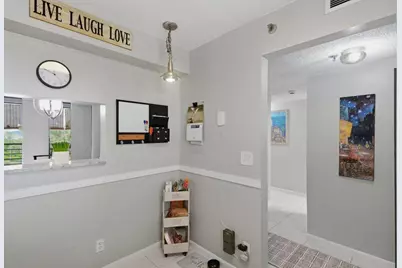 4640 Lucerne Lakes Boulevard W #404, Lake Worth, FL 33467 - Photo 6