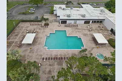 4640 Lucerne Lakes Boulevard W #404, Lake Worth, FL 33467 - Photo 20