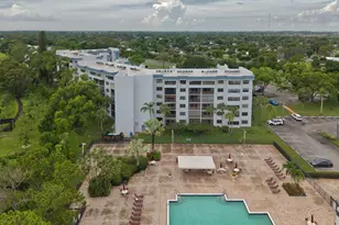 4640 Lucerne Lakes Blvd W, Lake Worth, FL 33467 - Photo 24