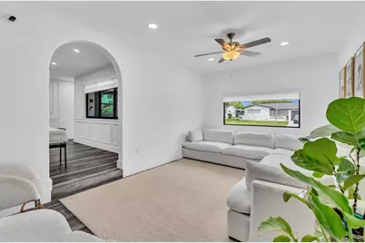 2001 N 52nd Avenue, Hollywood, FL 33021 - Photo 4