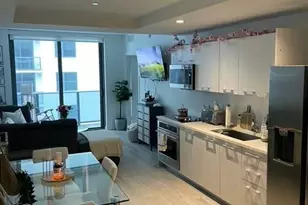 55 SW 9th St, Miami, FL 33130 - Photo 2