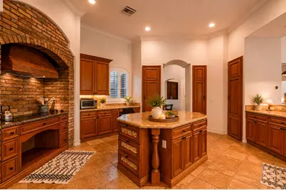 4051 E Ridgeview Drive, Davie, FL 33330 - Photo 12