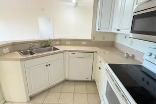 4404 SW 160th Ave, Miramar, FL 33027 - Photo 4