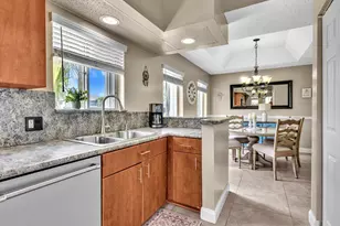 23156 Fountain View Dr, Boca Raton, FL 33433 - Photo 12