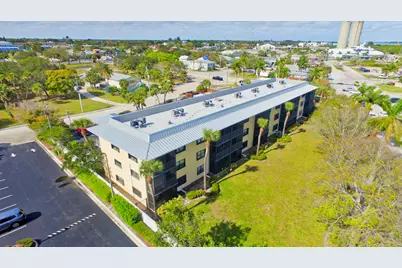 701 N Indian River Drive #105, Fort Pierce, FL 34950 - Photo 32