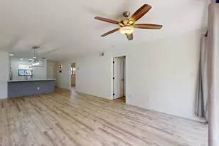 701 N Indian River Dr, Fort Pierce, FL 34949 - Photo 8
