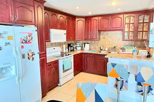 6238 SW 7th St, Margate, FL 33068 - Photo 6
