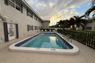 298 SW 6th St, Boca Raton, FL 33432 - Photo 22