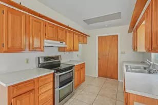 2907 Sherwood Ln, Fort Pierce, FL 34982 - Photo 24