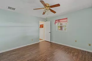 2907 Sherwood Ln, Fort Pierce, FL 34982 - Photo 6