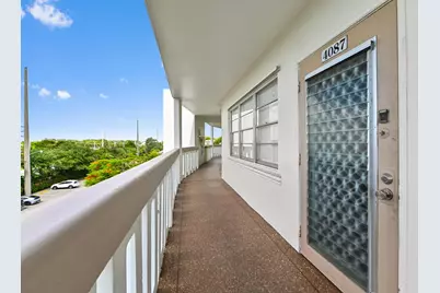 4087 Newport S, Deerfield Beach, FL 33442 - Photo 4