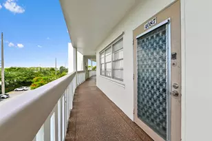 4087 Newport S, Deerfield Beach, FL 33442 - Photo 4