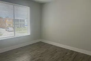 1500 Crescent Cir, Lake Park, FL 33403 - Photo 10