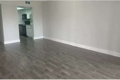 1500 Crescent Circle #B211, Lake Park, FL 33403 - Photo 4