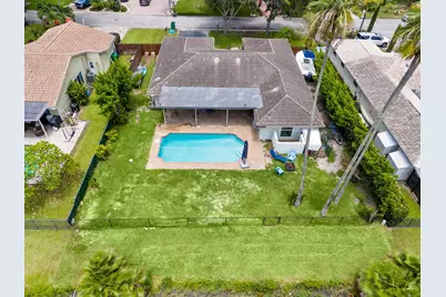 8560 NW 2nd Street, Coral Springs, FL 33071 - Photo 44