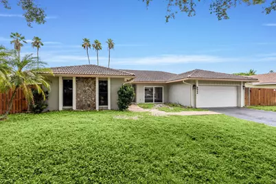 8560 NW 2nd Street, Coral Springs, FL 33071 - Photo 2