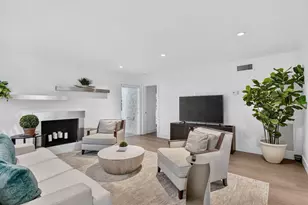 335 NE 7th St, Boca Raton, FL 33432 - Photo 22