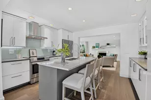 335 NE 7th St, Boca Raton, FL 33432 - Photo 12