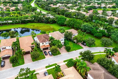 8421 Calabria Lakes Drive, Boynton Beach, FL 33473 - Photo 58