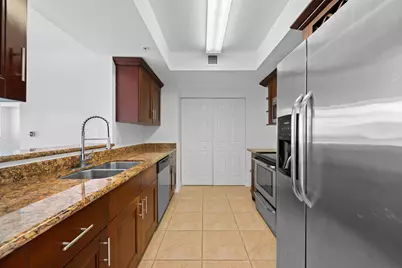 3530 SW 22nd Street #902, Miami, FL 33145 - Photo 8
