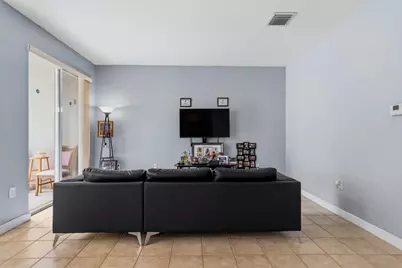 2007 Shoma Drive #2007, Royal Palm Beach, FL 33414 - Photo 10