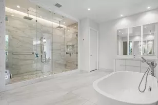 210 SE Mizner Blvd, Boca Raton, FL 33432 - Photo 12