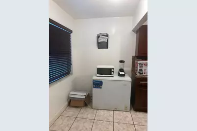 8450 Lagos De Campo Boulevard #107, Tamarac, FL 33321 - Photo 14