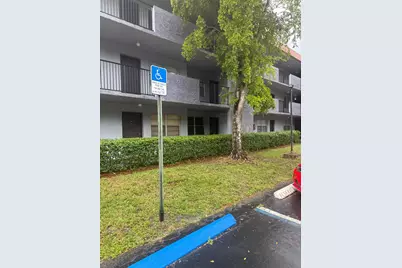 8450 Lagos De Campo Boulevard #107, Tamarac, FL 33321 - Photo 2