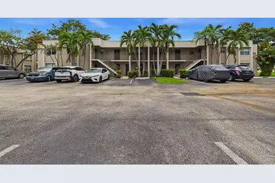 8511 Old Country Manor #401, Davie, FL 33328 - Photo 1