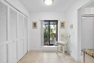 5055 Oak Hill Lane #213, Delray Beach, FL 33484 - Photo 12