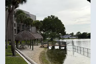 1101 Colony Point Circle #506, Pembroke Pines, FL 33026 - Photo 16