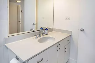5601 Collins Ave, Miami Beach, FL 33140 - Photo 22