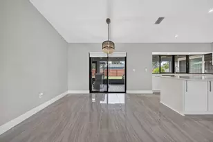 825 SE Starflower Ave, Port Saint Lucie, FL 34983 - Photo 10