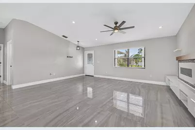 825 SE Starflower Avenue, Port Saint Lucie, FL 34983 - Photo 6