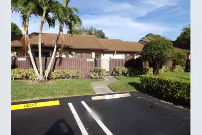 606 Sea Pine Way #D, Greenacres, FL 33415 - Photo 2