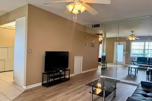 4019 Lincoln A, Boca Raton, FL 33434 - Photo 4